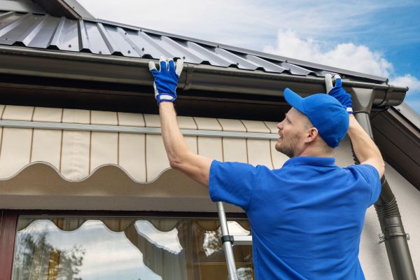 House Gutter Maintenance